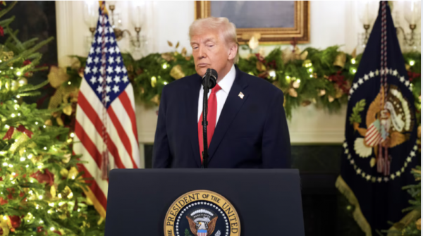 ‘No tengo por qué decírselo’: Trump insiste en atacar Venezuela sin permiso del Congreso de EU